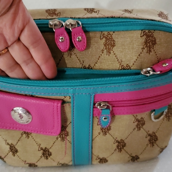 FREE SHIPPING 💕 U.S POLO ASSN. Crossbody Bag - Picture 5 of 7